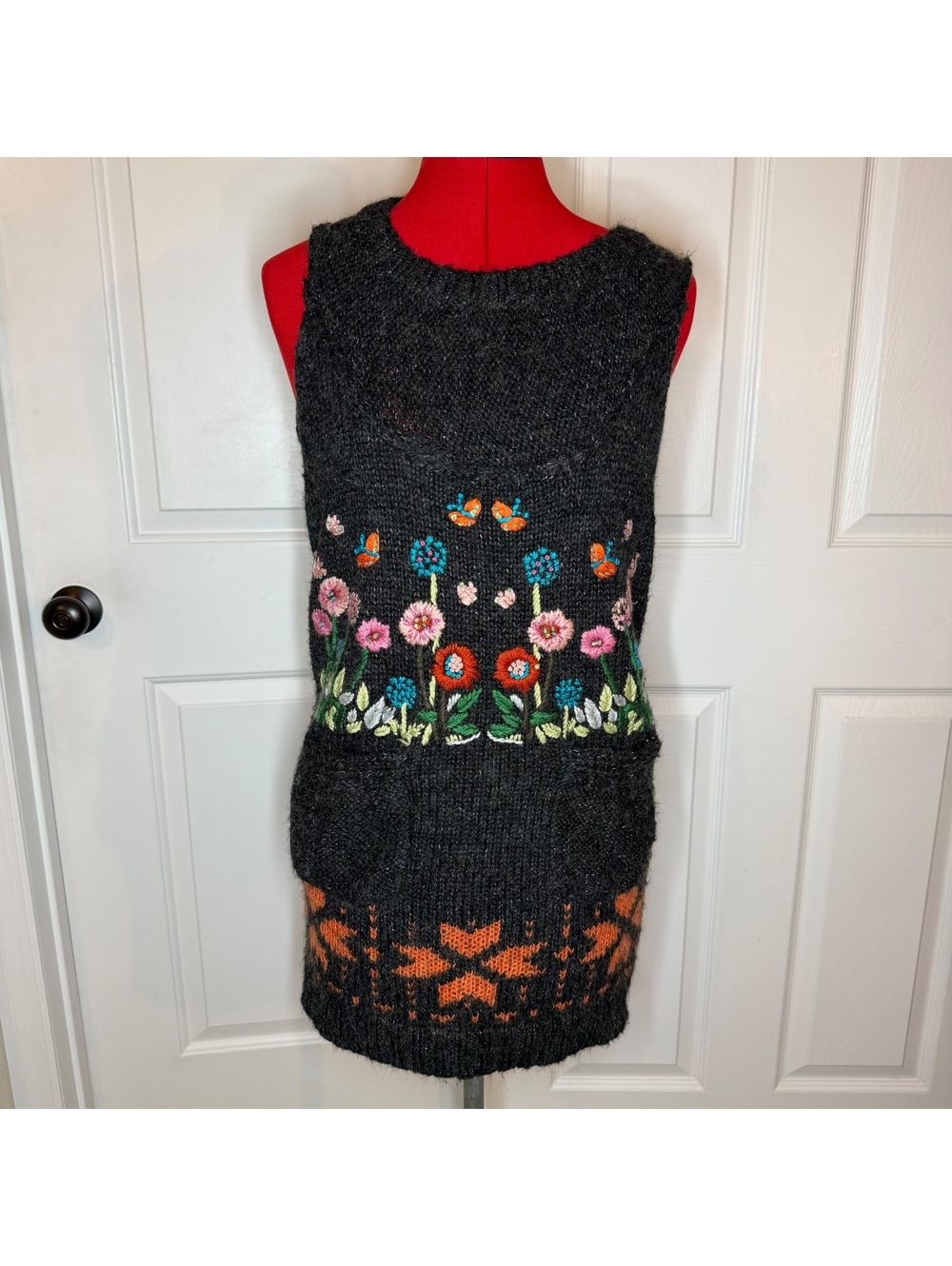 Desigual Knit Black Sleeveless Floral Embroidered Sweater Dress Womens Sz L